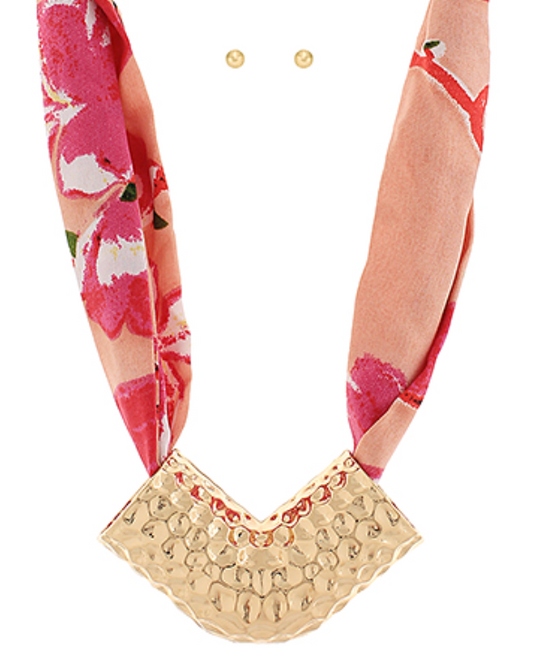 Hammered Gold Scarf Necklace